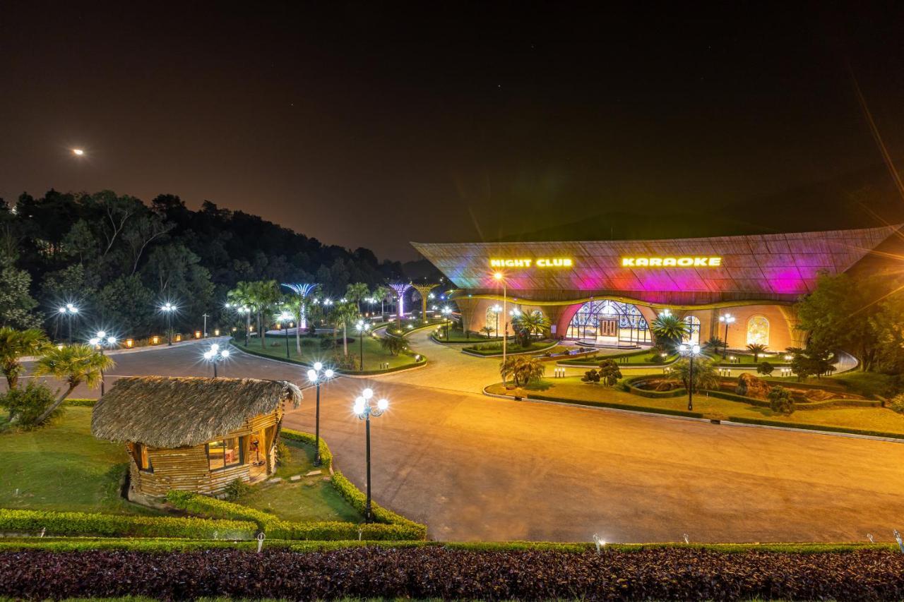 Anh Phat Resort Tinh Gia Exteriör bild